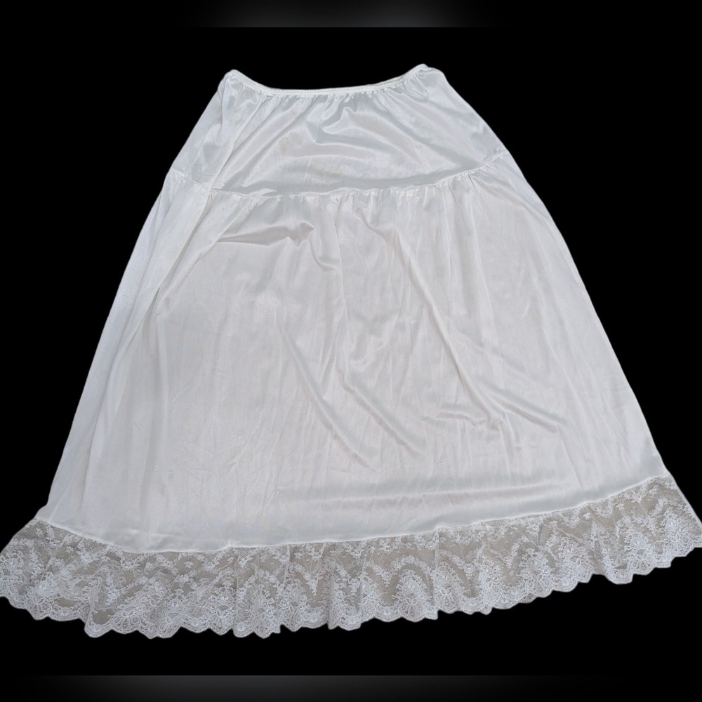 VTG  Deena *Sz Med* Half Slip Extender Cream Ivory Full Length